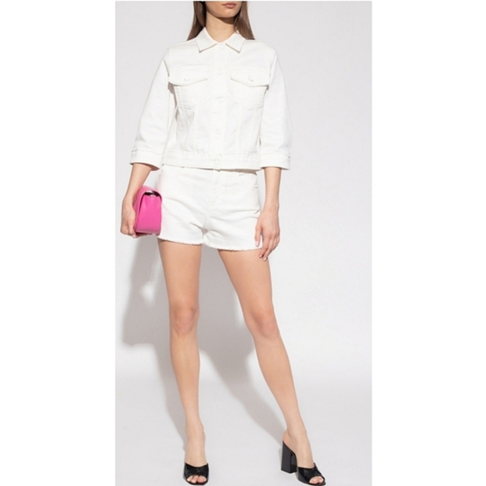 🆕️ Moschino Love White Denim Cutoffs Size US 6 Boho Resortwear Quiet Luxury